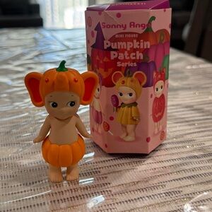 Sonny angel pumpkin patch series